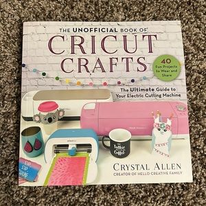Cricut Crafts guide book